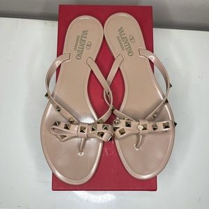Valentino Garavani Rockstud Flat Thong Sandals